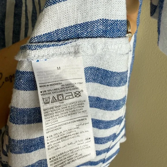 Old Navy Blue and White Linen Strap Sundress - Picture 5 of 8